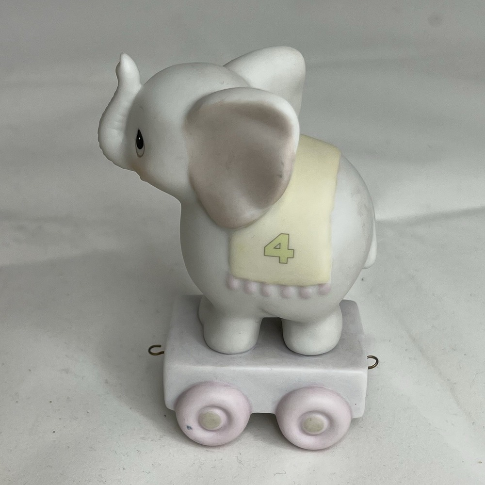 Precious Moments Figurine Brand New MAY YOUR BIRTHDAY BE GIGANTIC 15970
